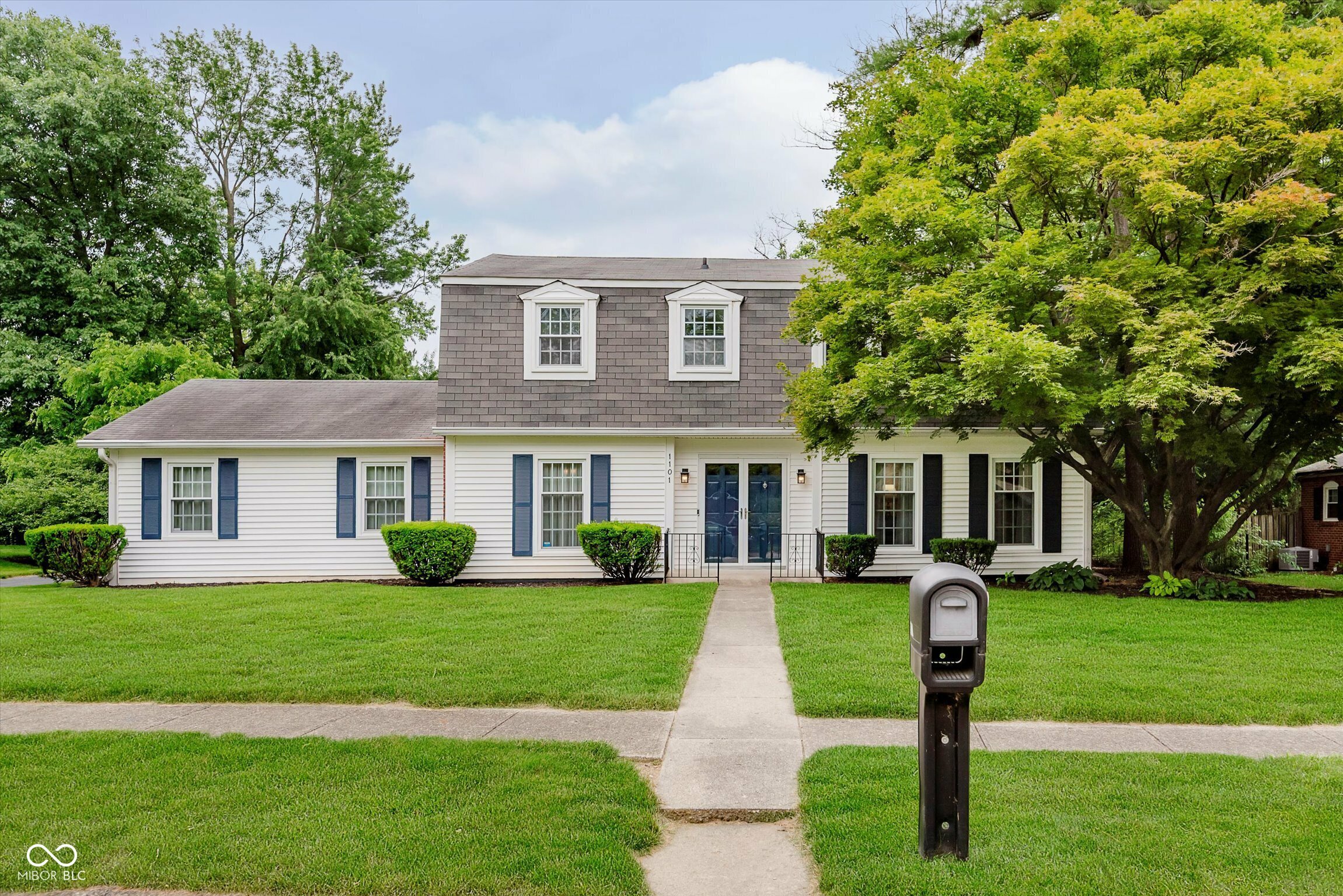 Property Photo: 1101 High Court IN 46033