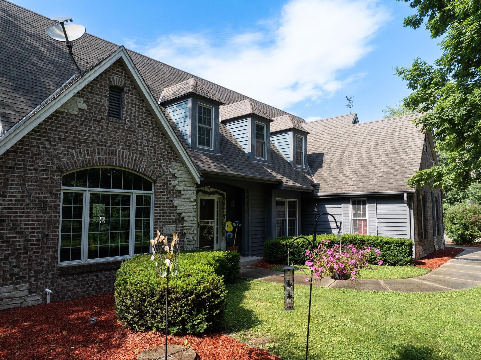 Property Photo: 3904 Northwood Trl WI 53017