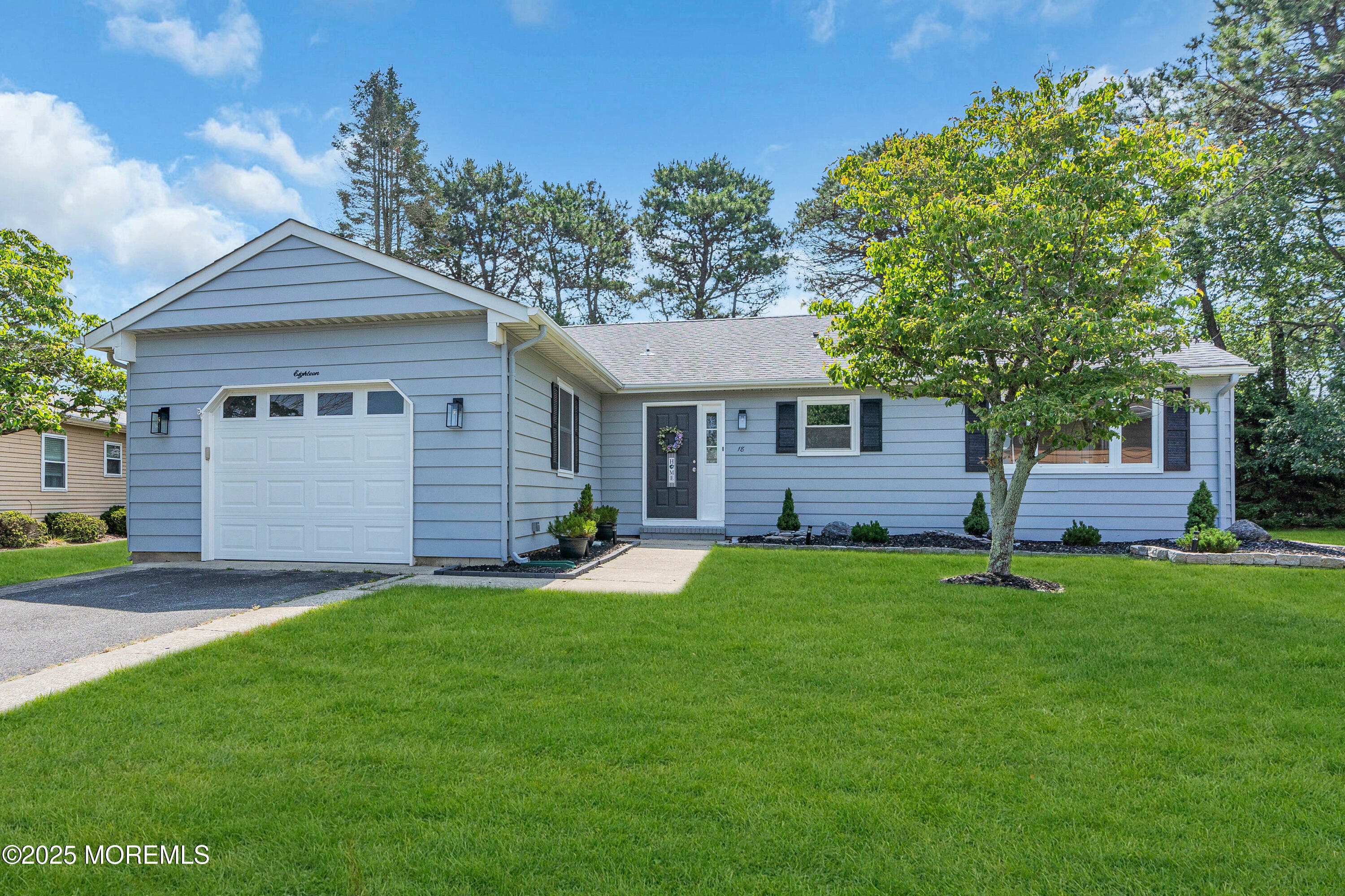 18 Olstins Court  Toms River NJ 08757 photo