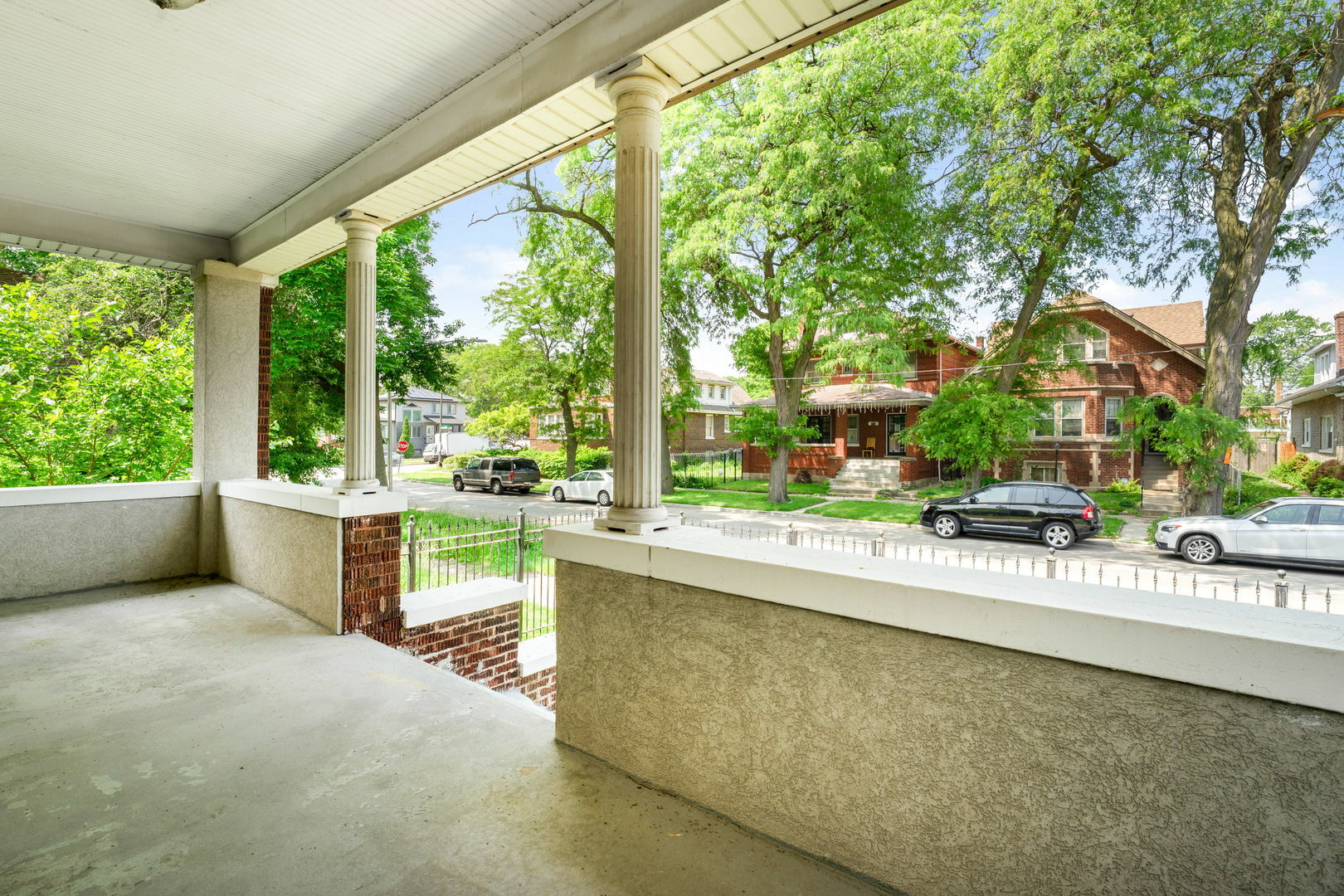 Property Photo:  7545 S Ridgeland Avenue  IL 60649 