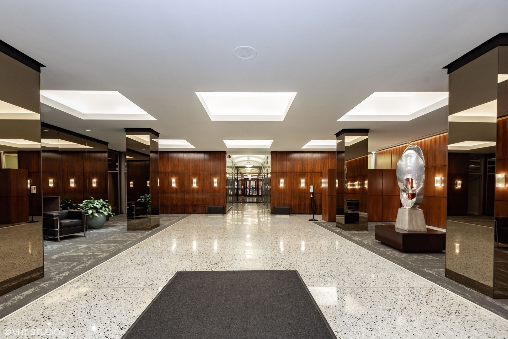 Property Photo: 535 N Michigan Avenue 2203-2204 IL 60611