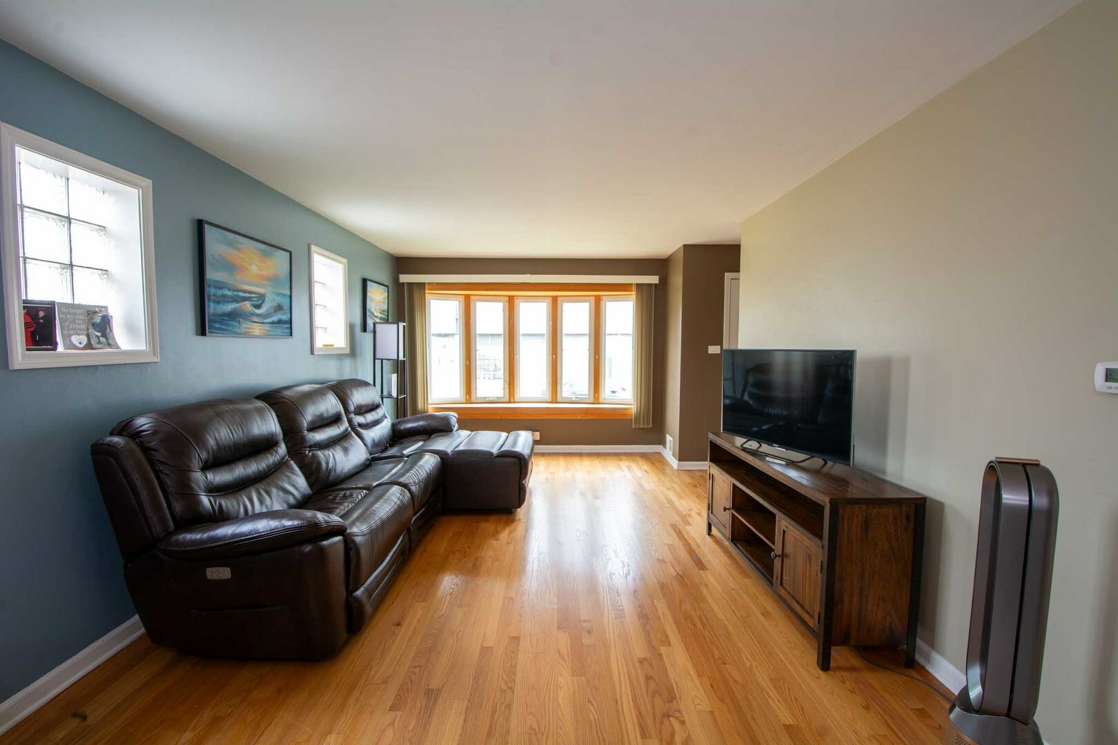 Property Photo: 4216 N Octavia Avenue IL 60706