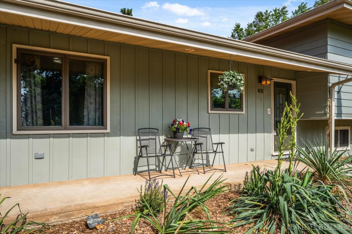 Property Photo: 8132 Fairmount Avenue IL 60516