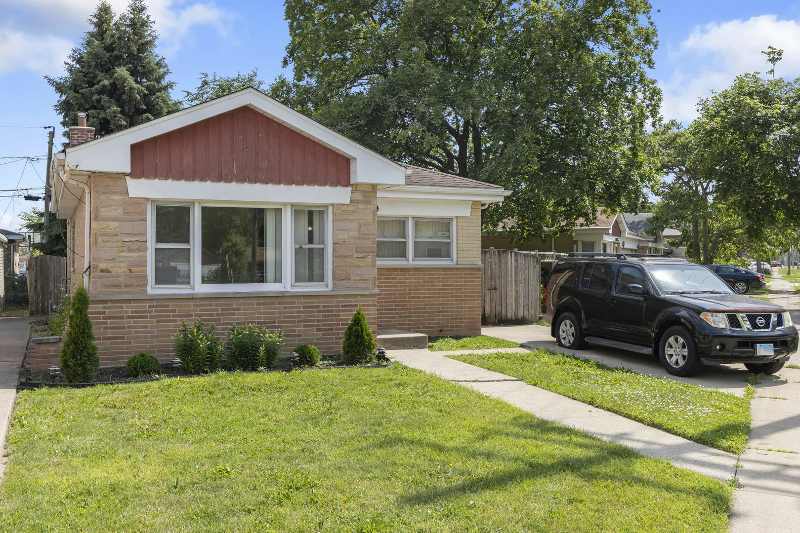 Property Photo: 8639 Plainfield Road IL 60534