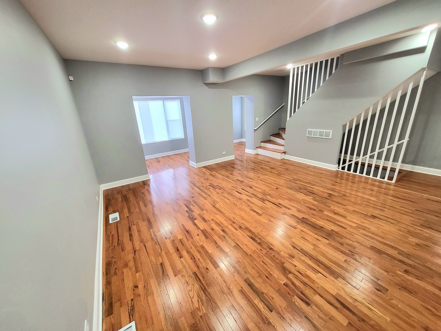 Property Photo: 11419 S Prairie Avenue IL 60628