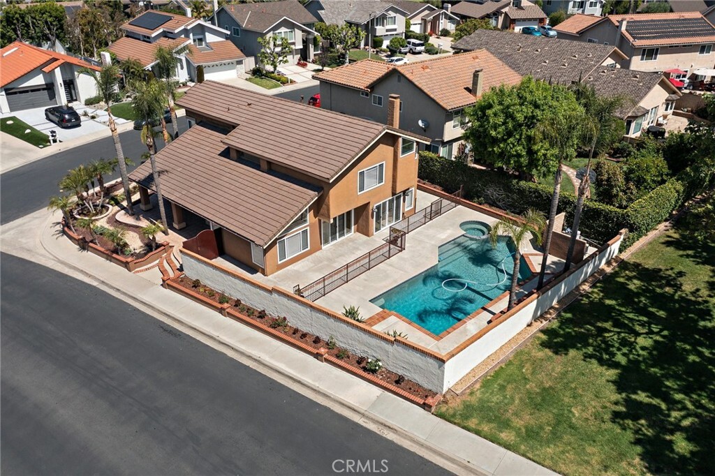21572 Via Invierno  Lake Forest CA 92630 photo