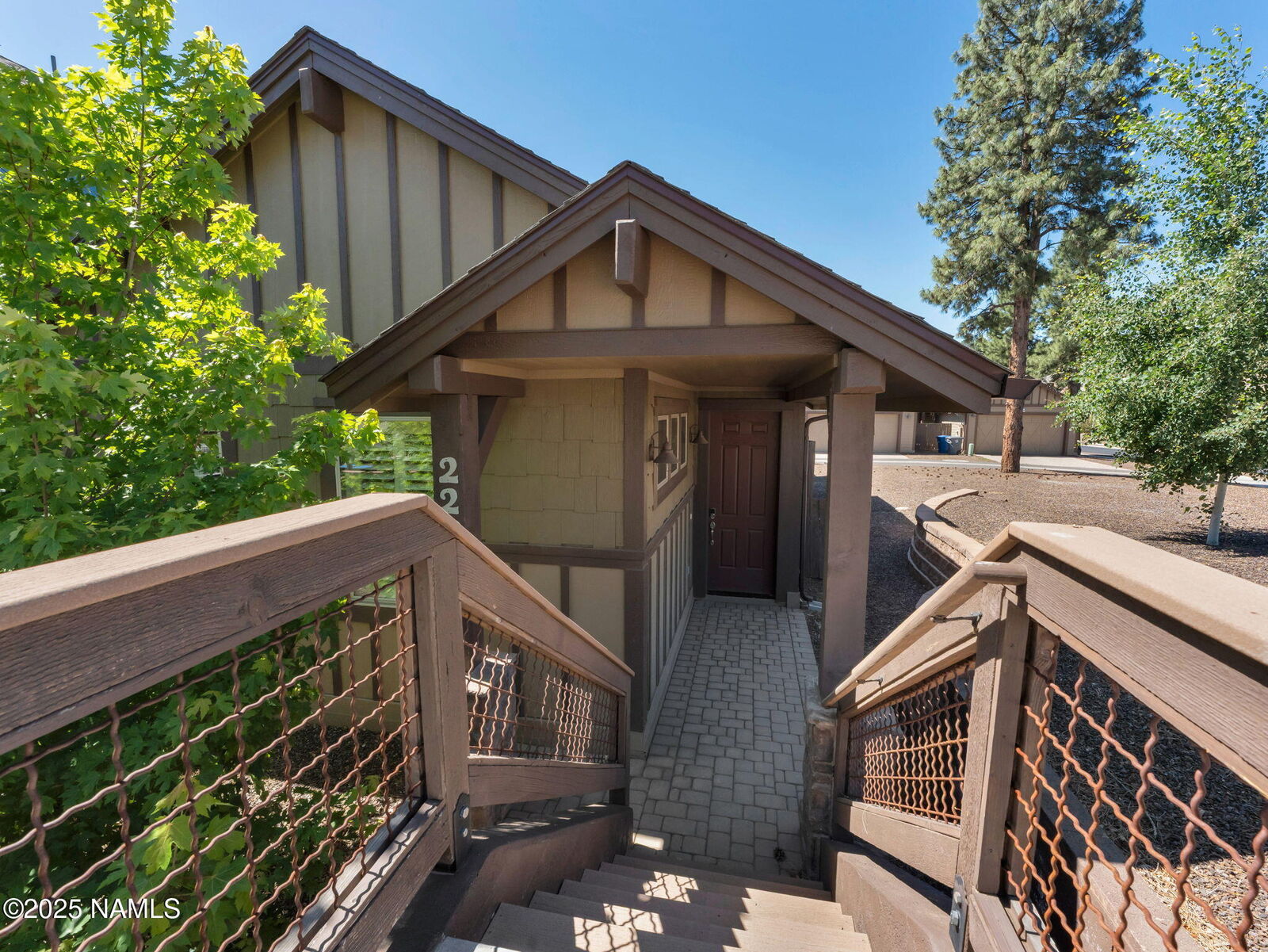 Property Photo: 2236 W Mission Timber Circle AZ 86001