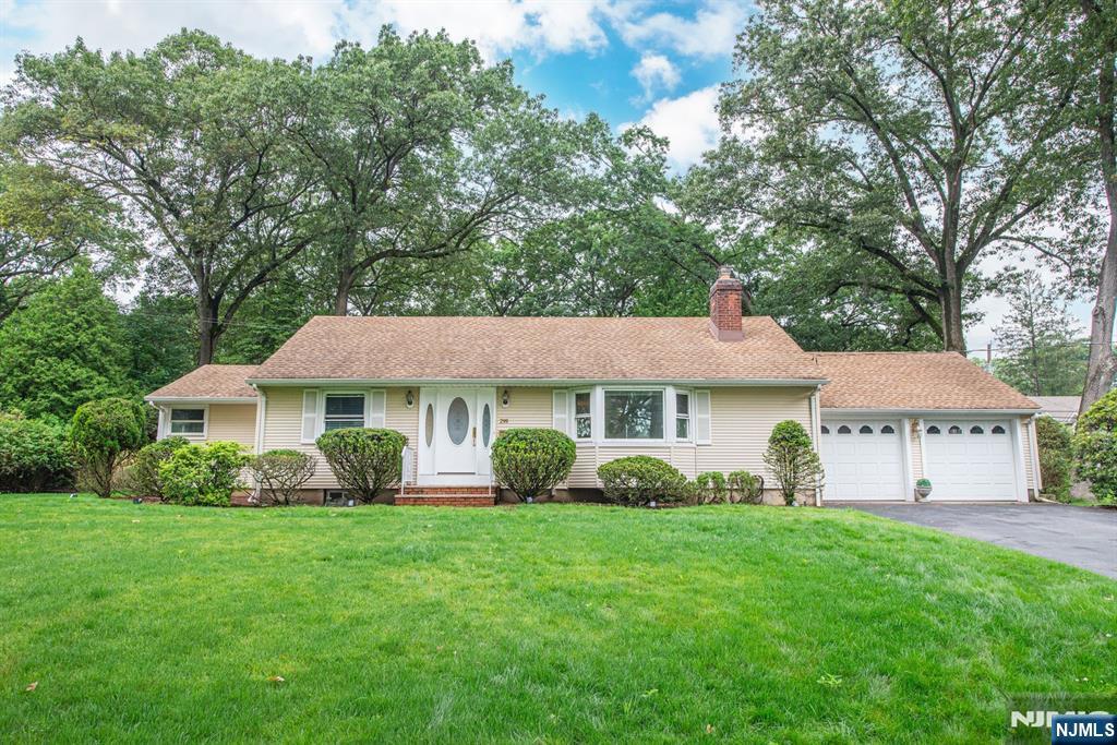 Property Photo:  299 Martom Road  NJ 07481 