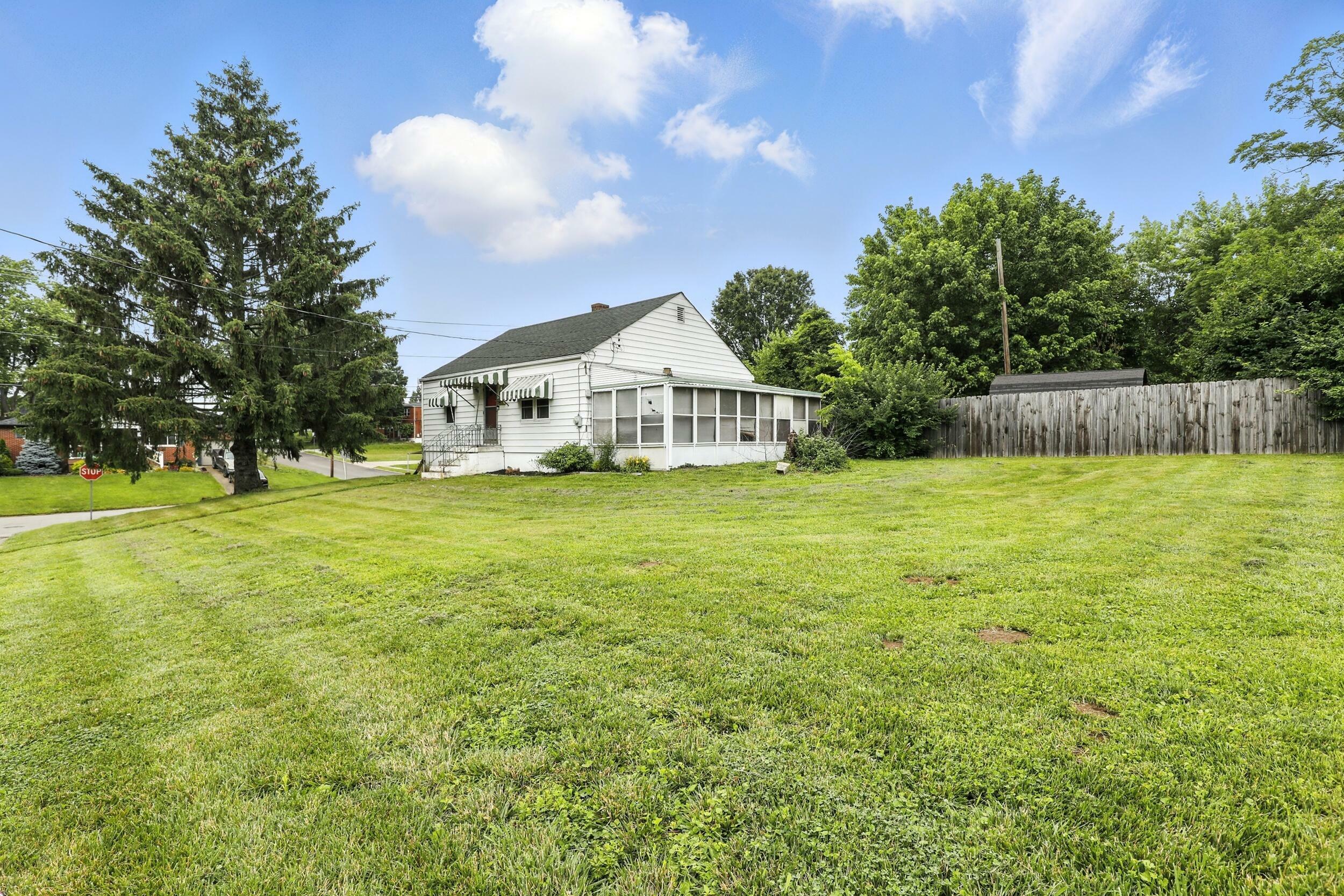 Property Photo: 50 Russell Street KY 41042