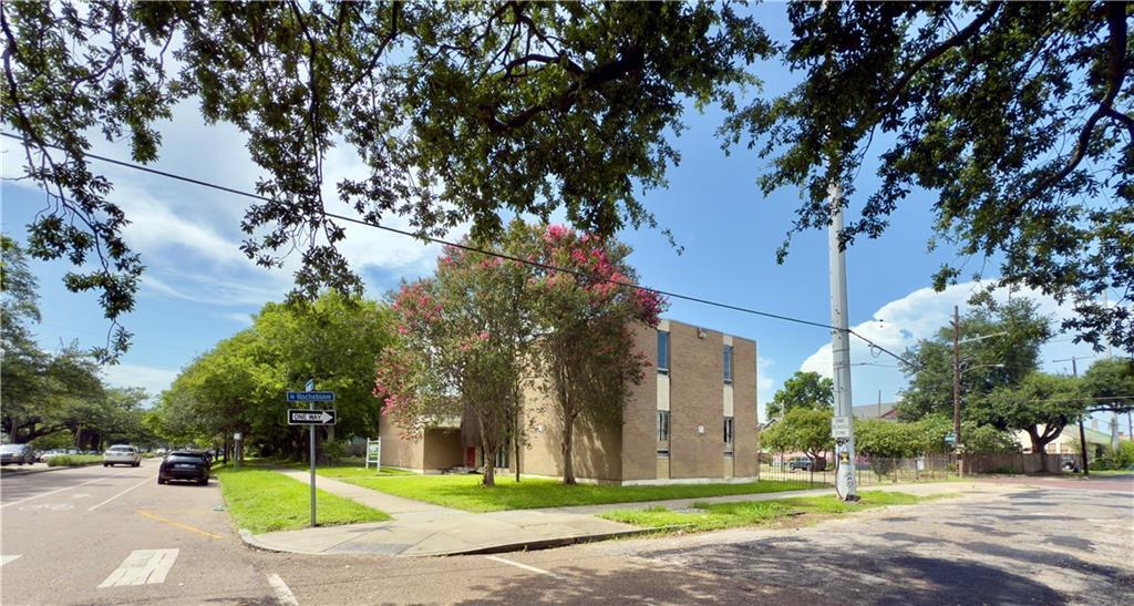 Property Photo: 2401 Esplanade Avenue LA 70119