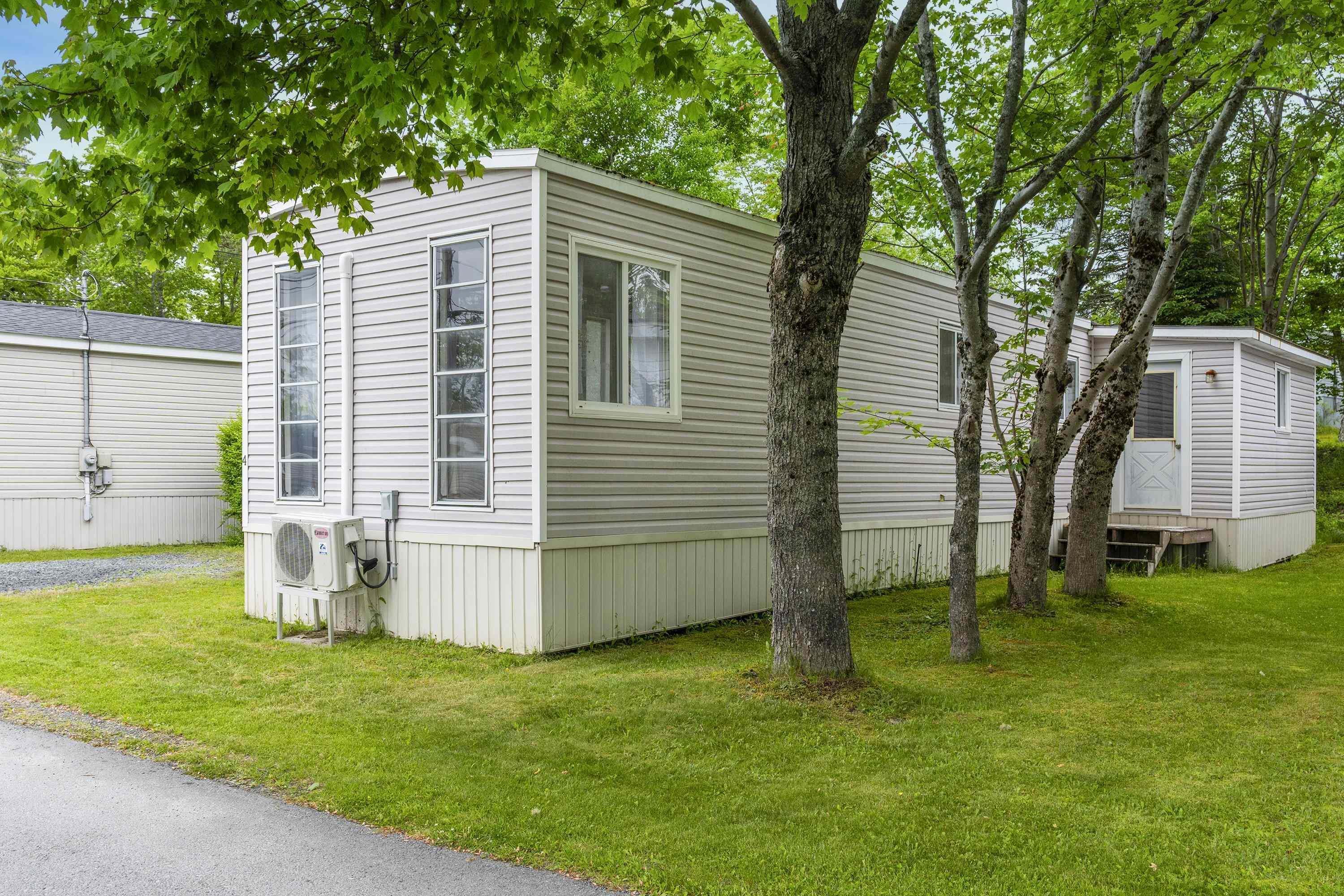 Property Photo: 4 Snow White NS B3E 1C5
