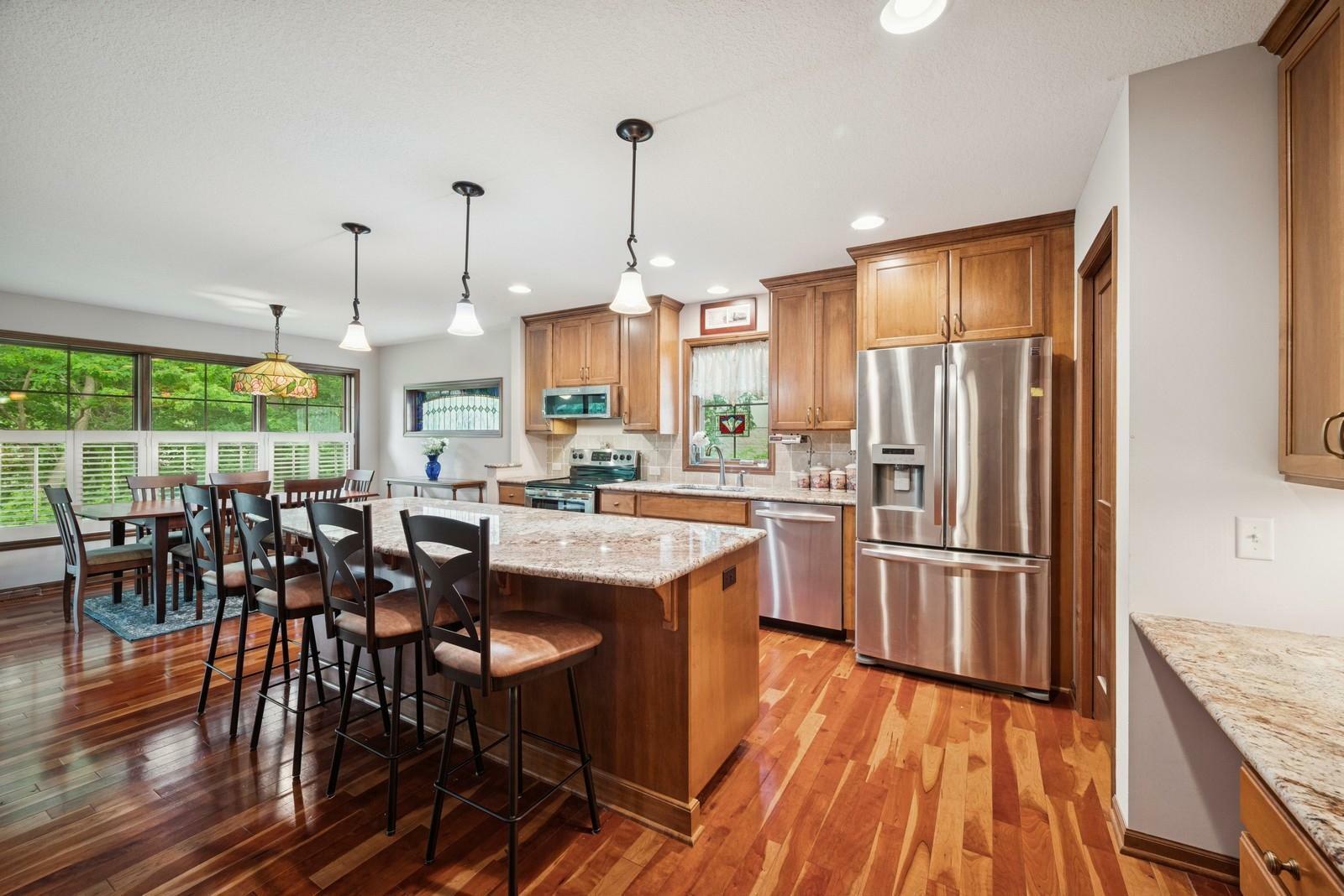 Property Photo: 4070 Lakehill Circle MN 55110