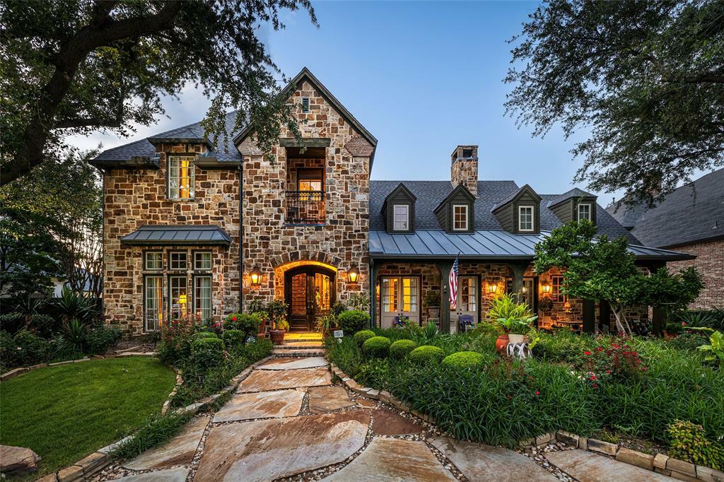 Property Photo: 5332 Longvue Drive TX 75034