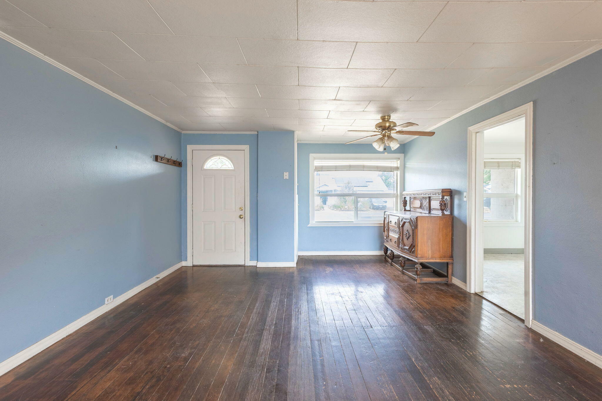 Property Photo: 71 SW 2nd Street OR 97741