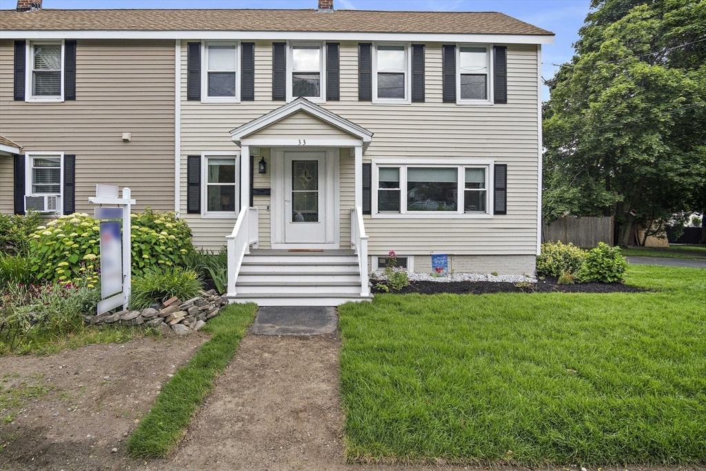 Property Photo: 33 Minot St 33 MA 01867