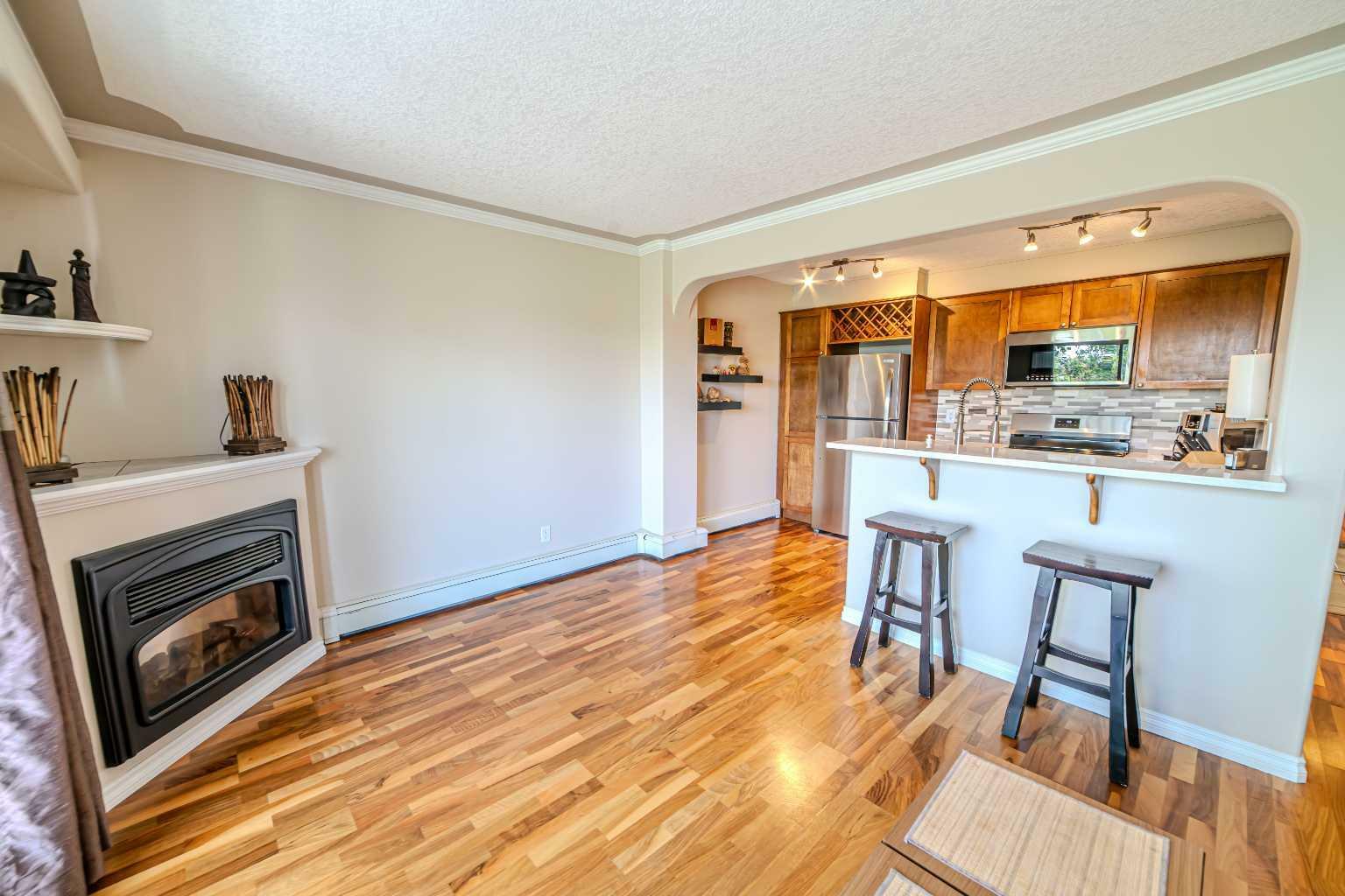 Property Photo: 823 5 Street NE 401 AB T2E 3W9