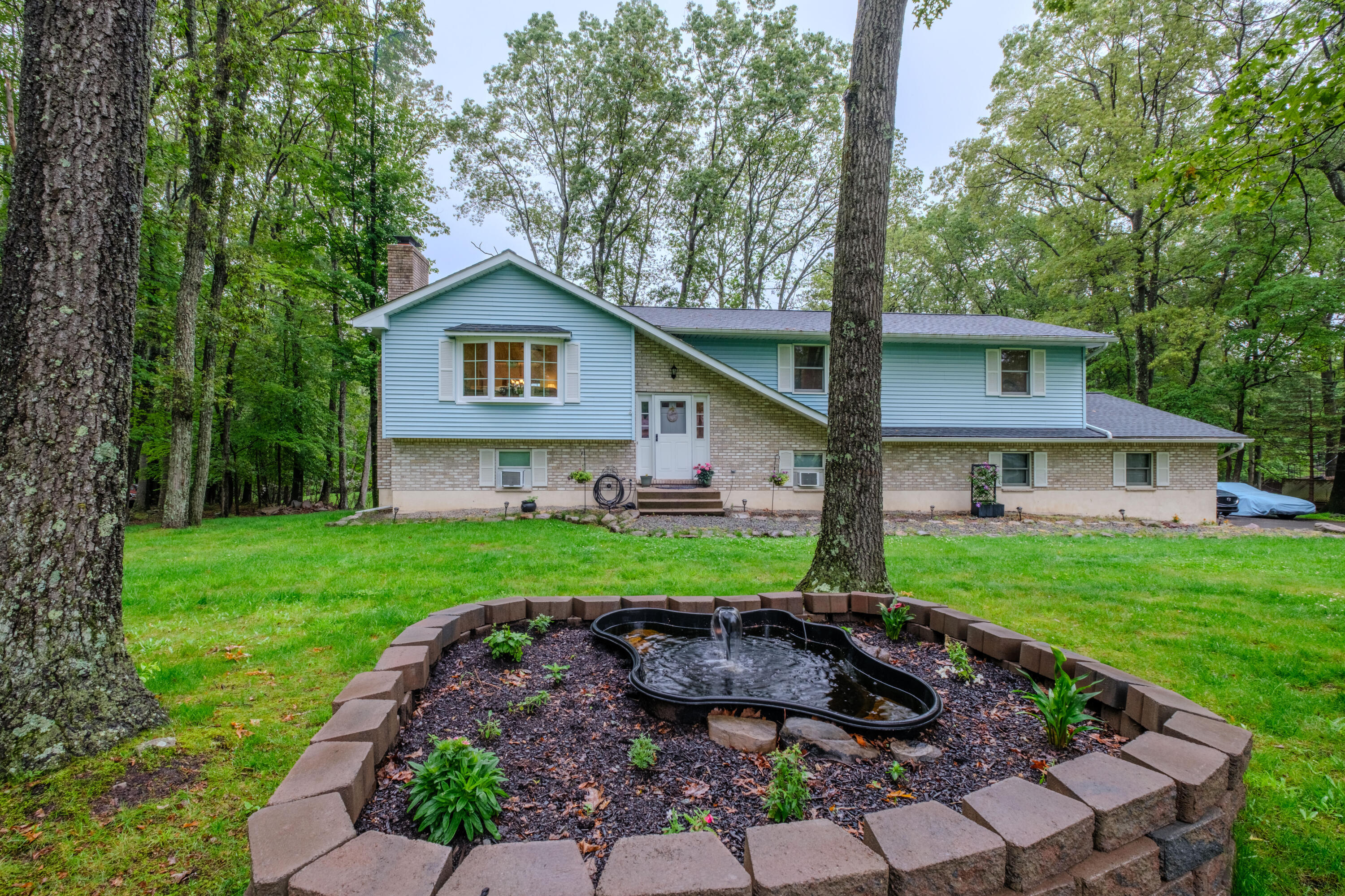 Property Photo:  113 Larsen Lane  PA 18326 