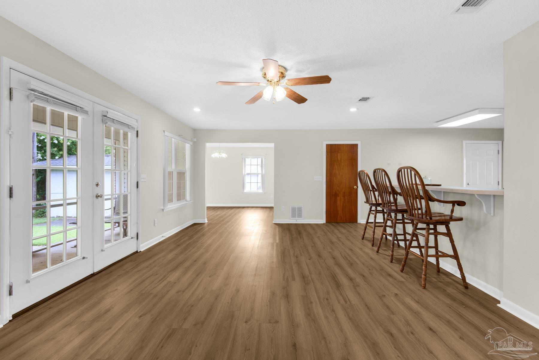 3105 E Avery St  Pensacola FL 32503 photo