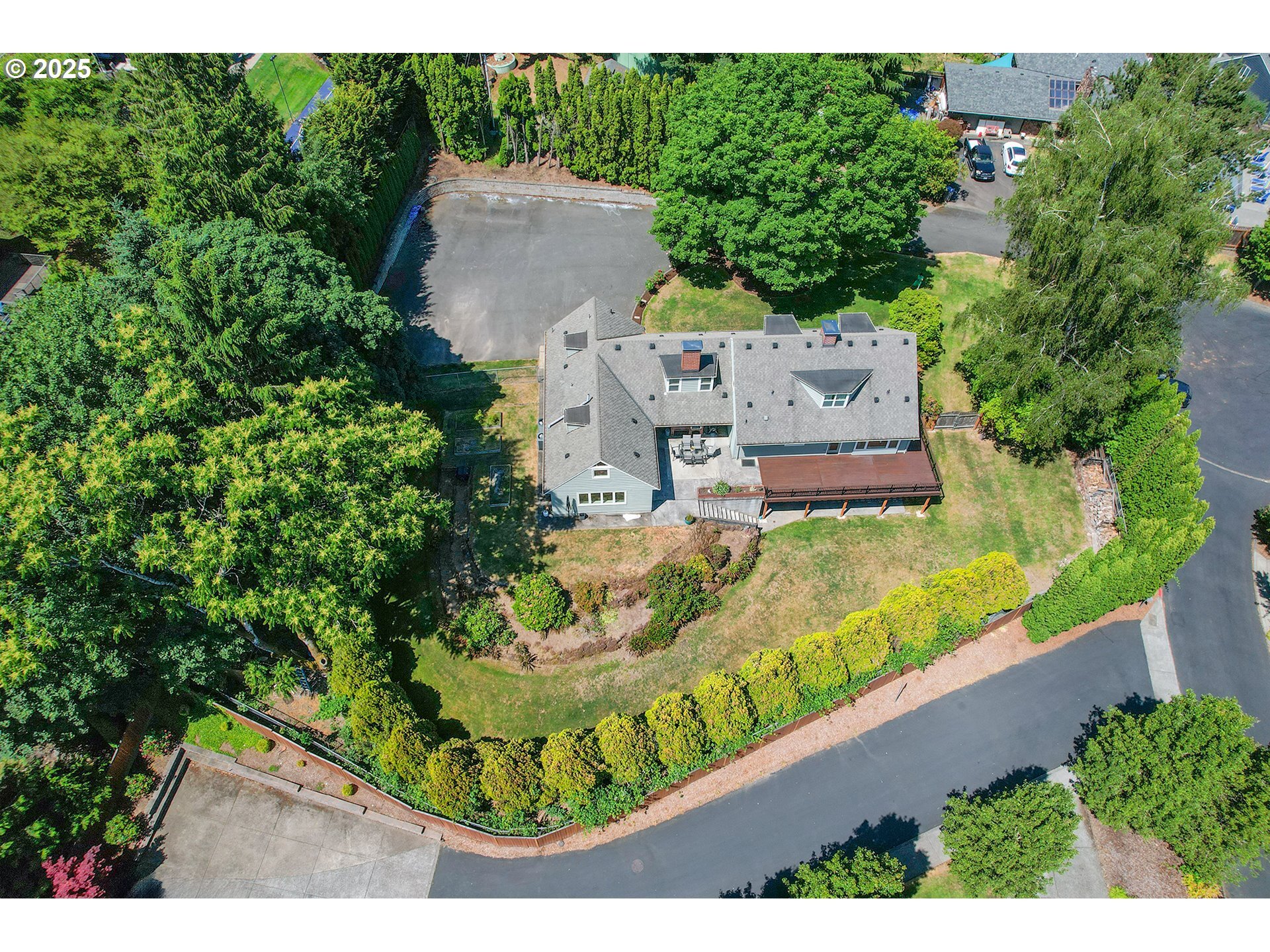 Property Photo: 14170 SW 119th Pl OR 97224