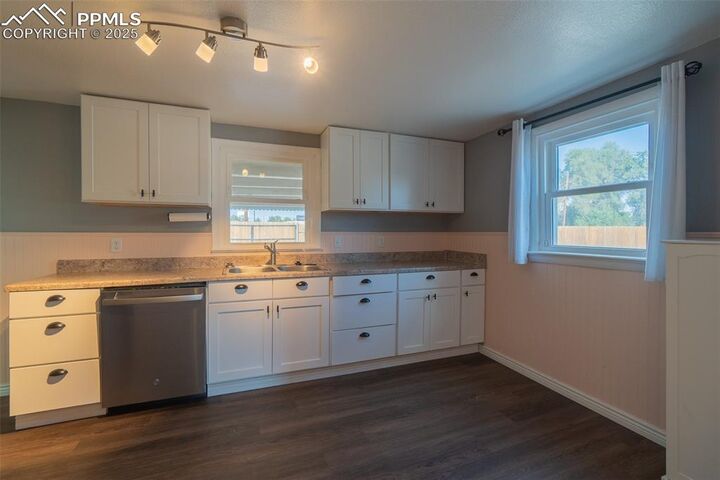 Property Photo:  1301 Cypress Street  CO 81004 