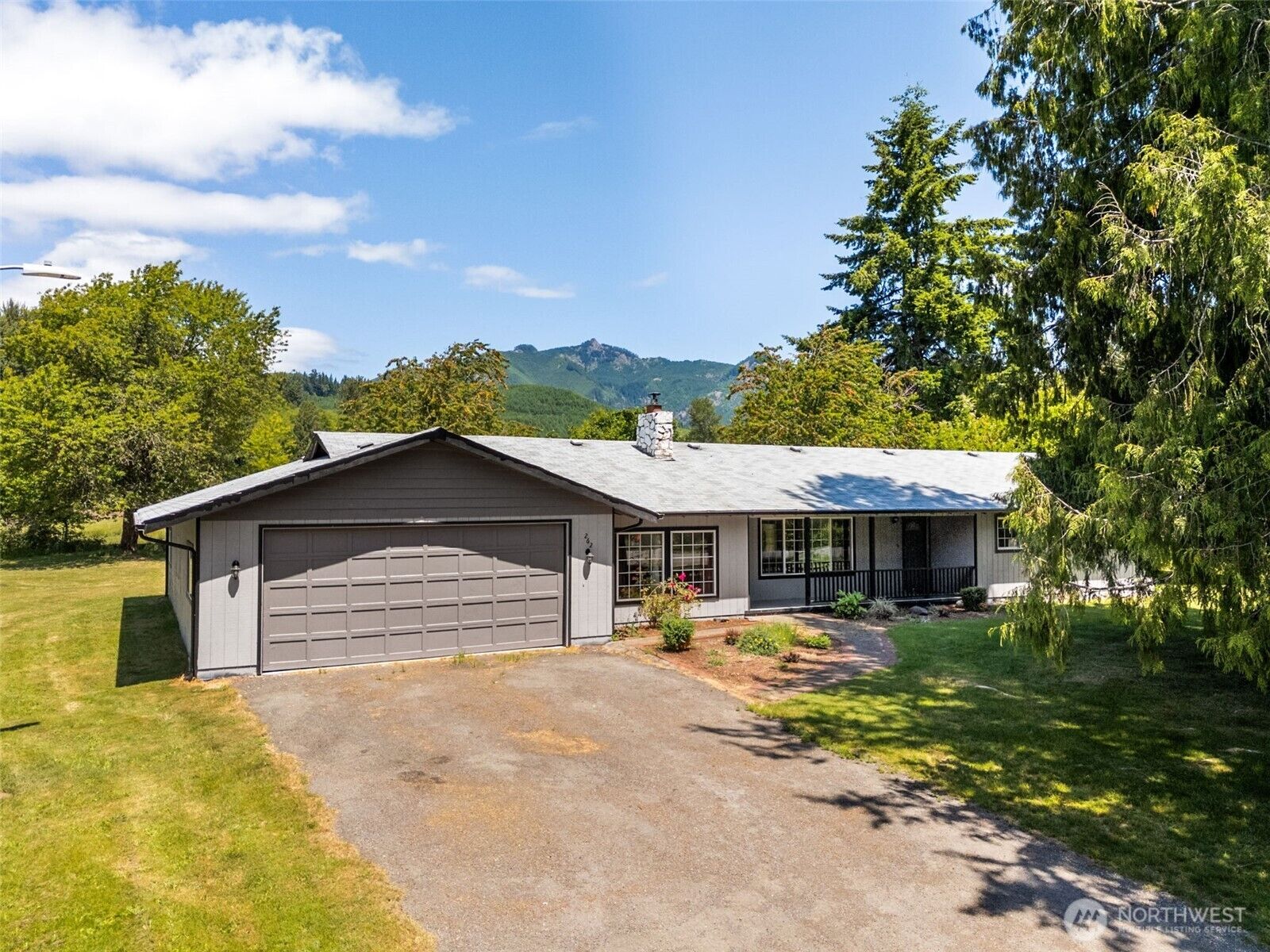 Property Photo:  262  Falls Road  WA 98377 