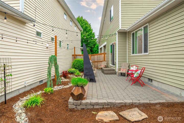 Property Photo:  4301  McKinley Street NE  WA 98516 