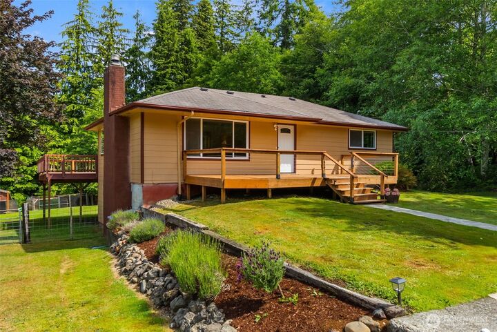 508  Ocean Beach Road  Hoquiam WA 98550 photo