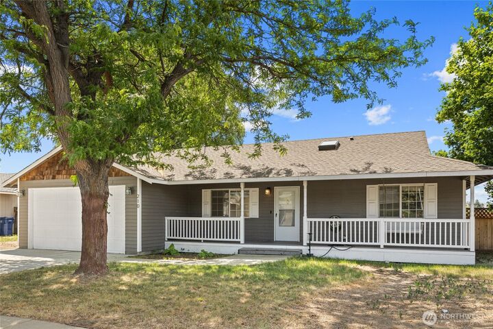 Property Photo:  210 W Mount Adams Court  WA 98926 