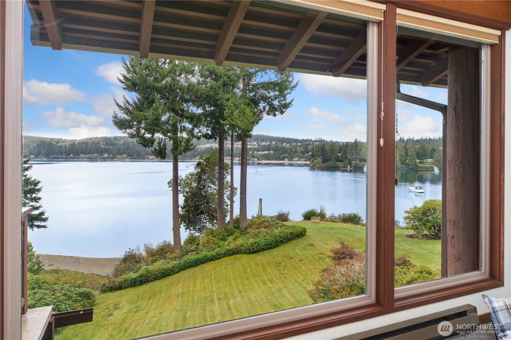 Property Photo: 41 N Bay Lane 3 WA 98365