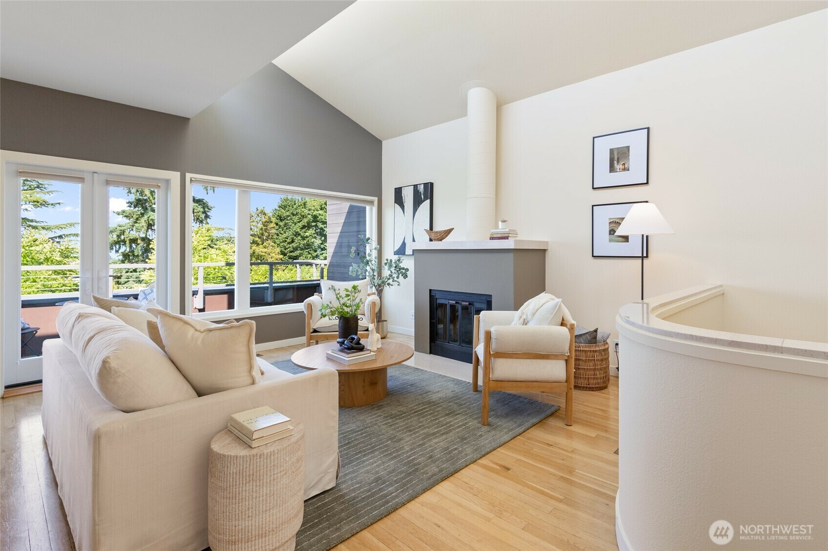 Property Photo: 101 NW 58th Street 10 WA 98107