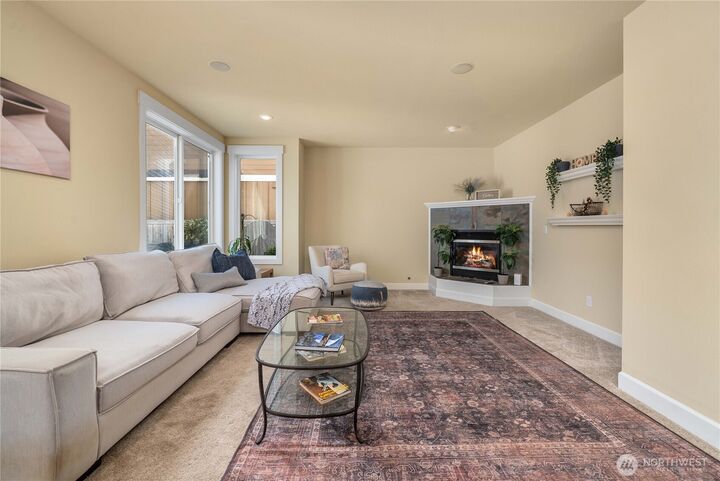 Property Photo:  6412  122nd Street Court E  WA 98373 