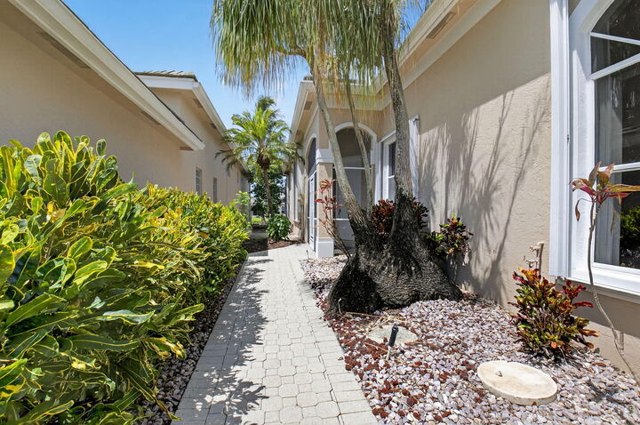 Property Photo: 7681 Rockford Road FL 33472