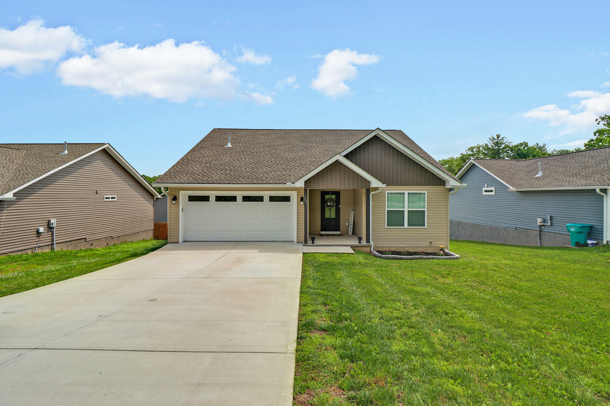 301 Dayton Avenue  Crossville TN 38555 photo