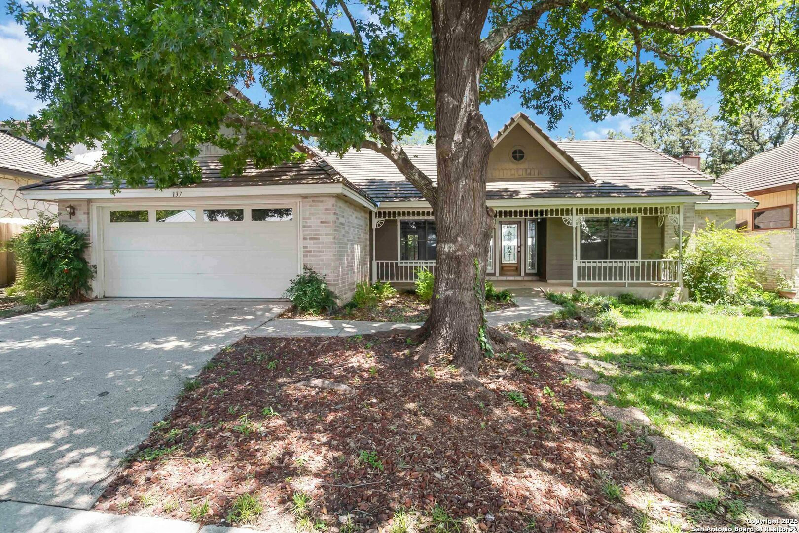 Property Photo: 137 Saddle Club Cir TX 78006