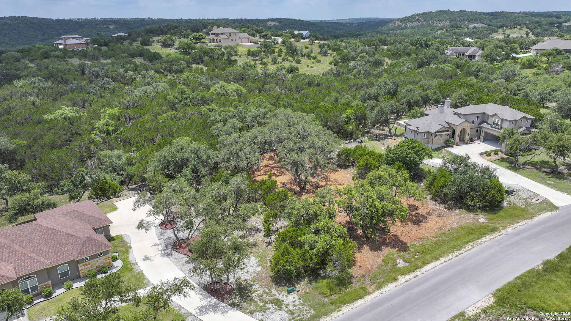 Property Photo: 734 Panorama Point TX 78133