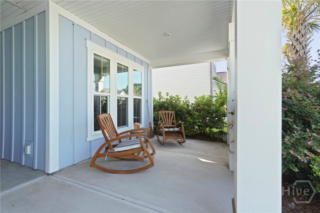 Property Photo: 118 Canter Court GA 31406