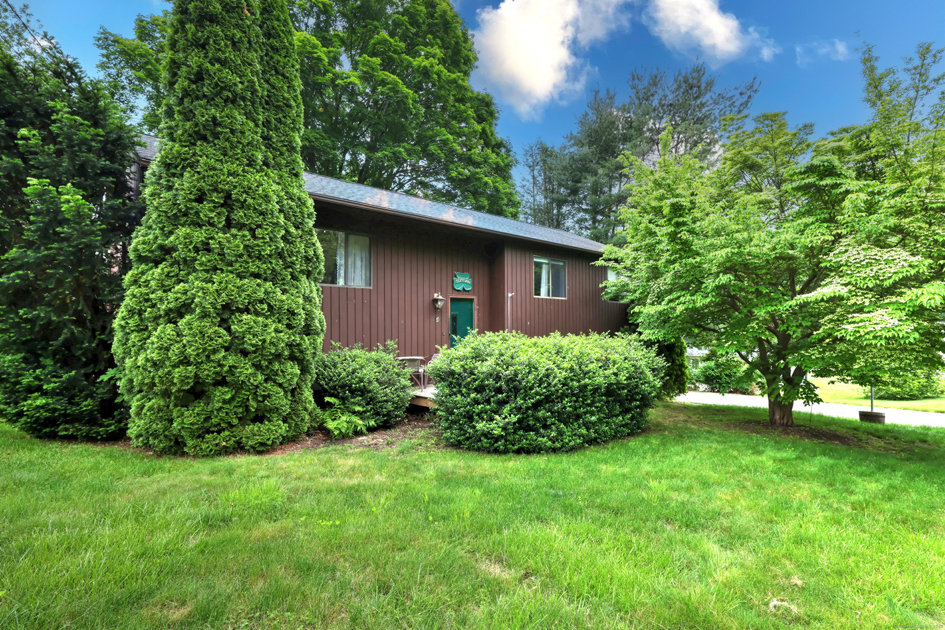 Property Photo:  4 Jason Wright Drive  CT 06401 