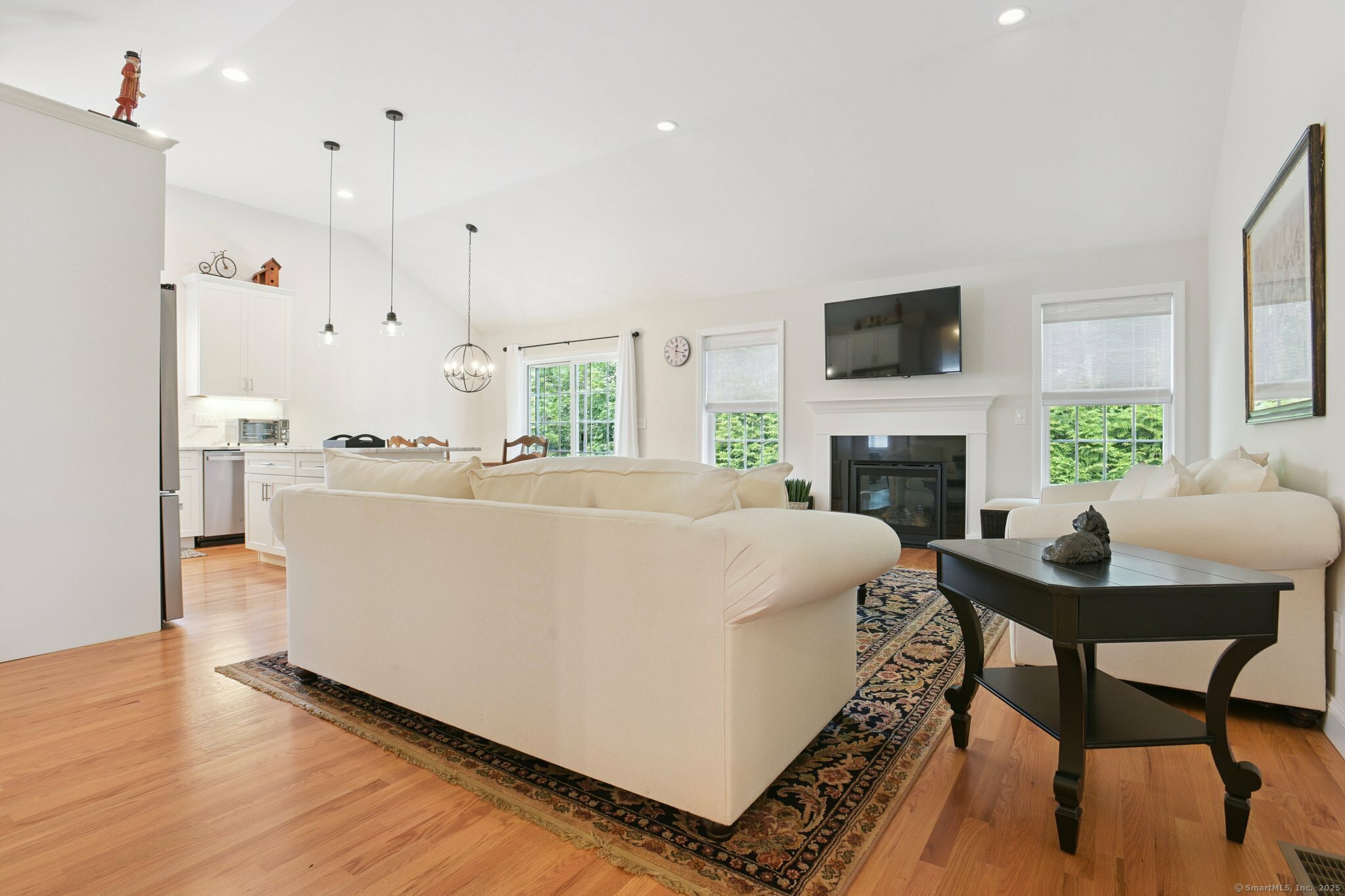 Property Photo: 785 South End Road 6 CT 06479