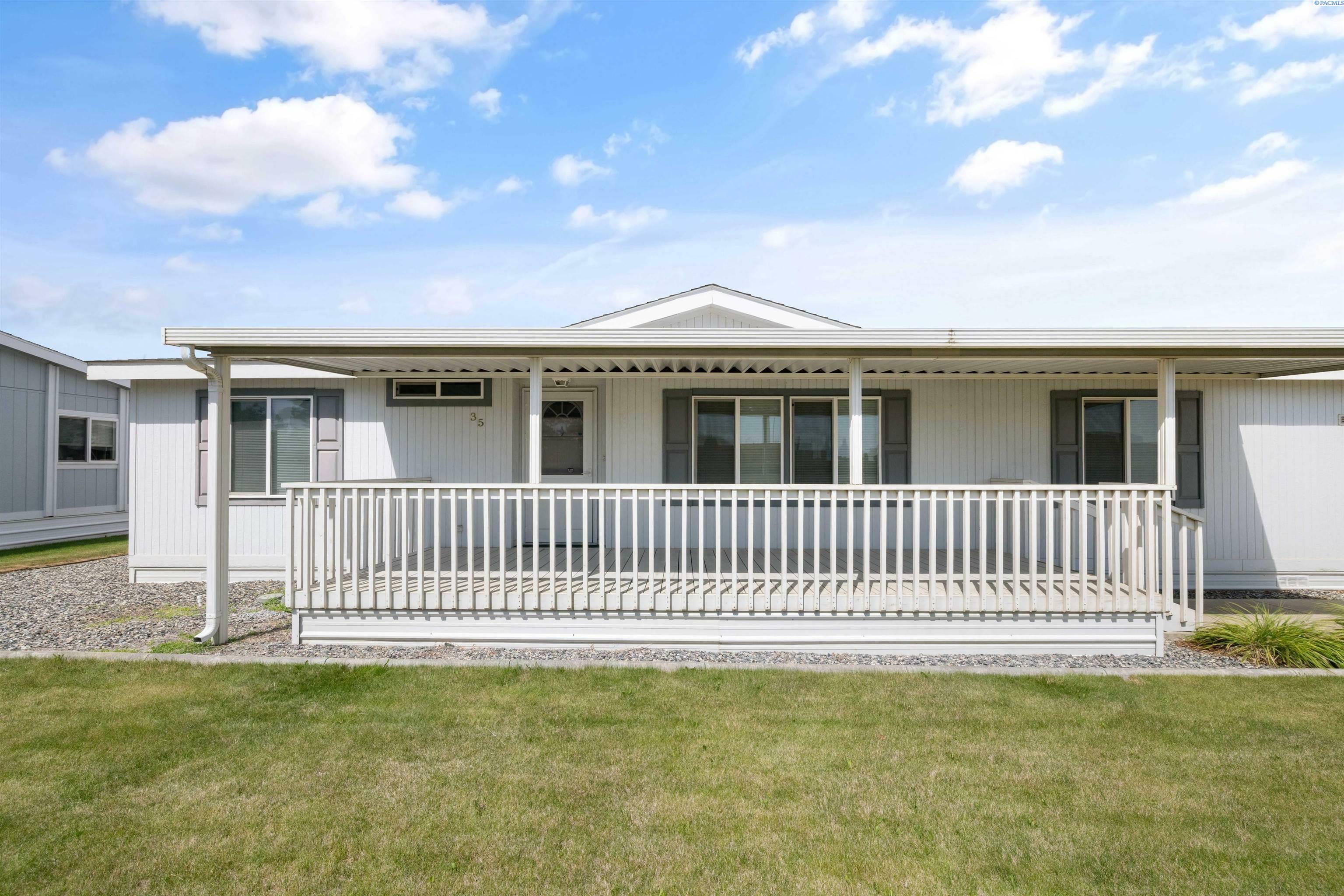 Property Photo: 312 N Columbia Center Blvd #35 WA 99336