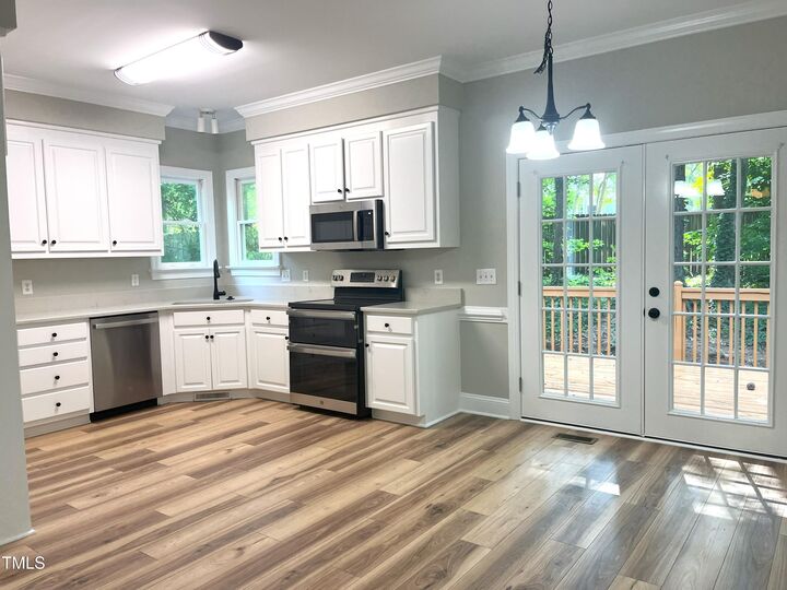 Property Photo: 8100 Laurel Mountain Road NC 27613