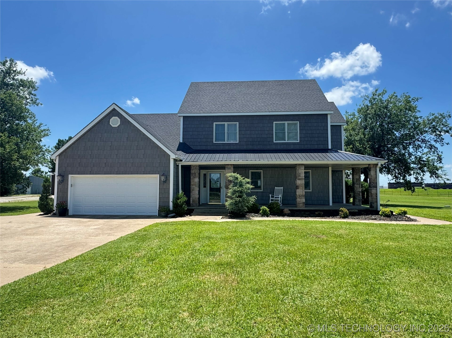 Property Photo: 1917 E Eseco Road OK 74023