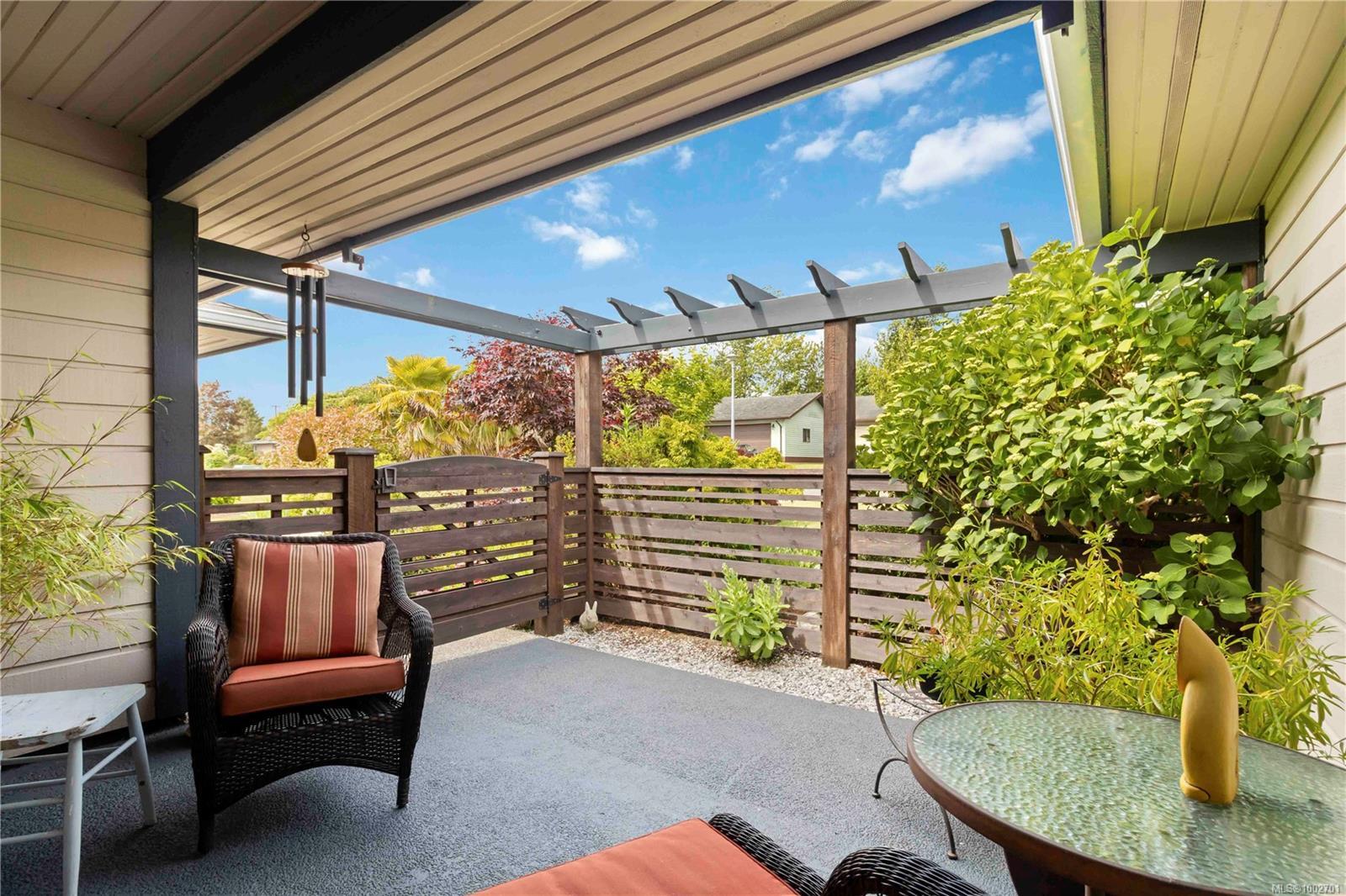 Property Photo: 2558 Ferguson Rd 16 BC V8M 1V7