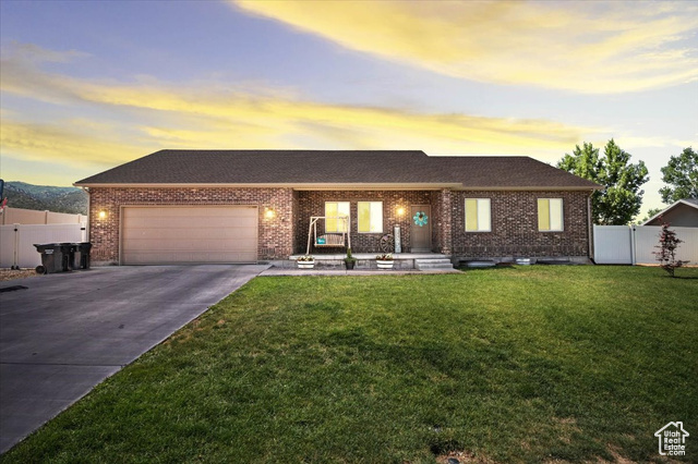 216 E 1370 S  Nephi UT 84648 photo