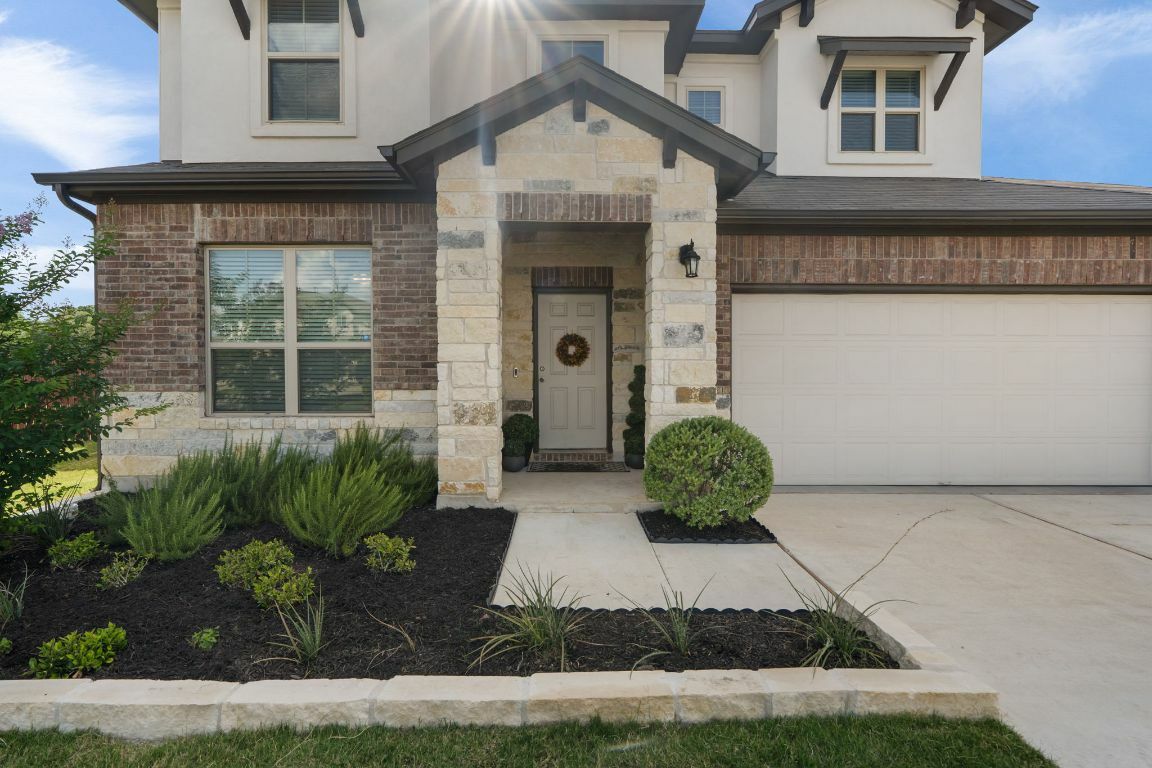 Property Photo: 232 Manassas Drive TX 78641
