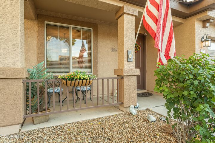Property Photo: 7027 W Blackhawk Drive AZ 85308