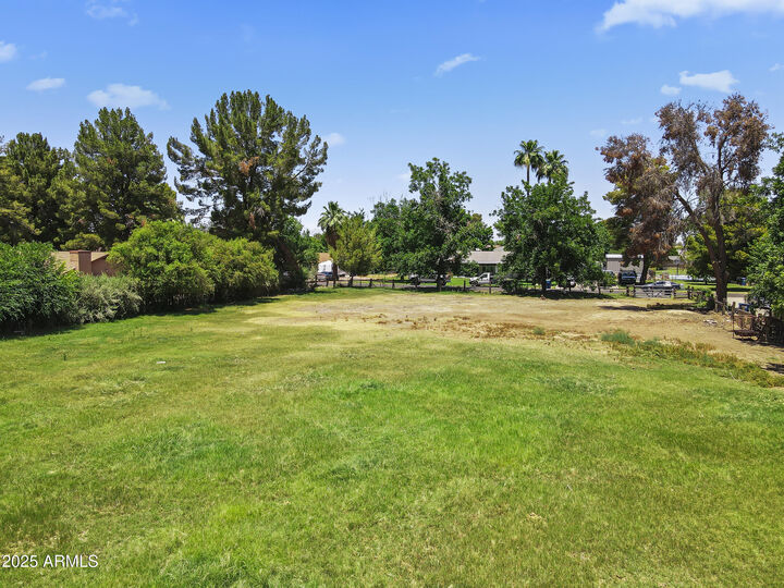 Property Photo: 10421 W Flower Street 54 AZ 85392