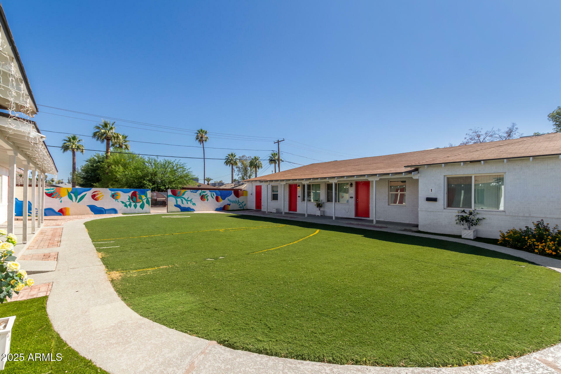 Property Photo:  1611 W Osborn Road  AZ 85015 