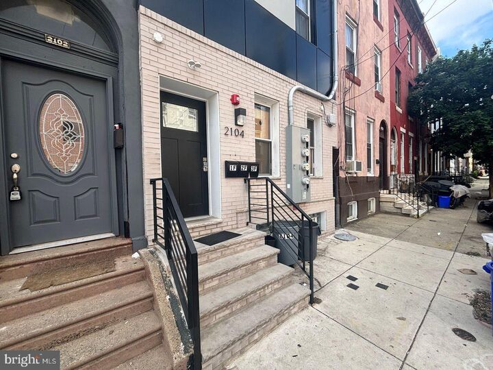 Property Photo:  2104 N 8th Street 1  PA 19122 