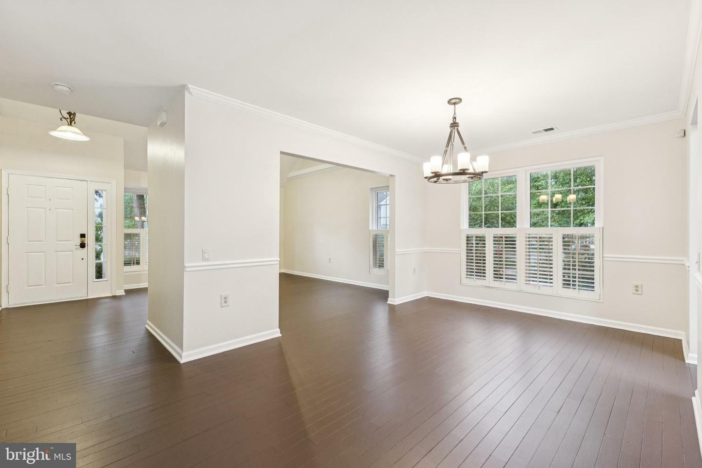 Property Photo: 507 Foxridge Drive SW VA 20175