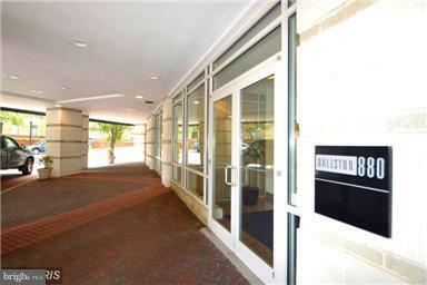 880 Pollard Street N 504  Arlington VA 22203 photo